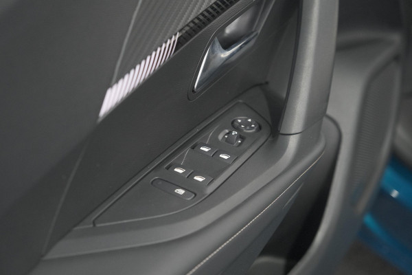 Peugeot 2008 Hybrid 145 e-DCS6 Allure | 360 Camera | Adaptieve Cruise Control | Dodehoekdetectie
