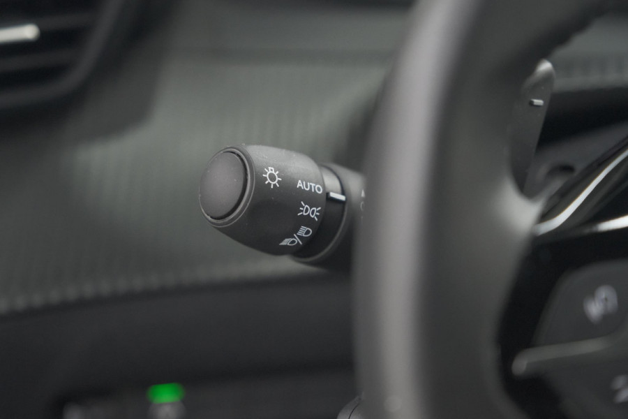 Peugeot 2008 Hybrid 145 e-DCS6 Allure | 360 Camera | Adaptieve Cruise Control | Dodehoekdetectie