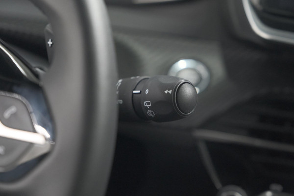 Peugeot 2008 Hybrid 145 e-DCS6 Allure | 360 Camera | Adaptieve Cruise Control | Dodehoekdetectie