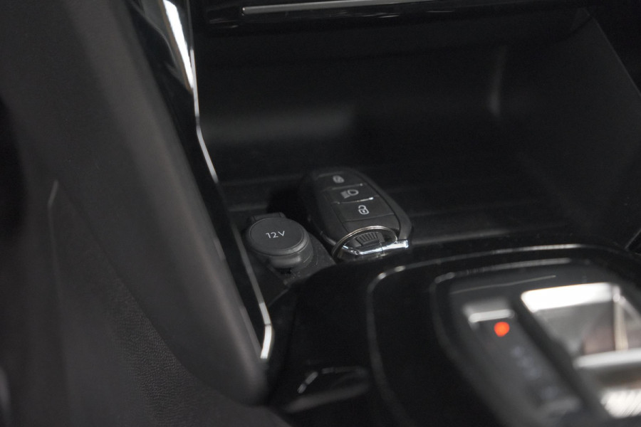 Peugeot 2008 Hybrid 145 e-DCS6 Allure | 360 Camera | Adaptieve Cruise Control | Dodehoekdetectie