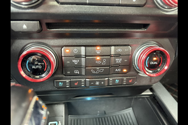 Ford USA F-150 5.0 V8 Lariat FX4 Ford USA F-150 5.0 V8 Lariat FX4