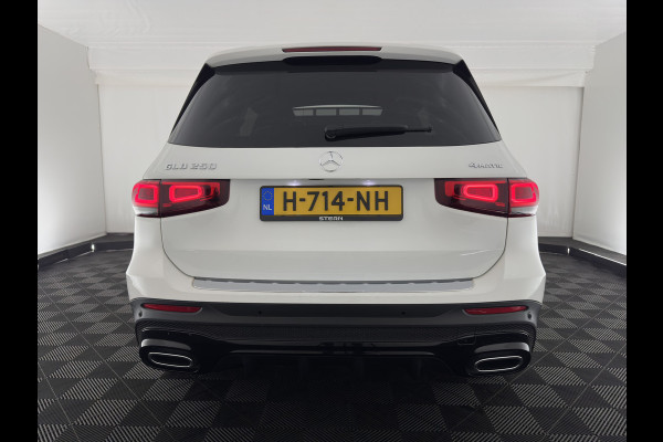 Mercedes-Benz Glb 250 4MATIC Premium Aut. *PANO | LEATHER-MICROFIBRE | FULL-LED | BURMESTER-SOUND | TOP-VIEW | ADAPTIVE-CRUISE | BLIND-SPOT | MEMORY-PACK | WIDESCREEN-COCKPIT | KEYLESS | HEATED-SPORTSEATS | AMBIENT-LIGHT | CARPL
