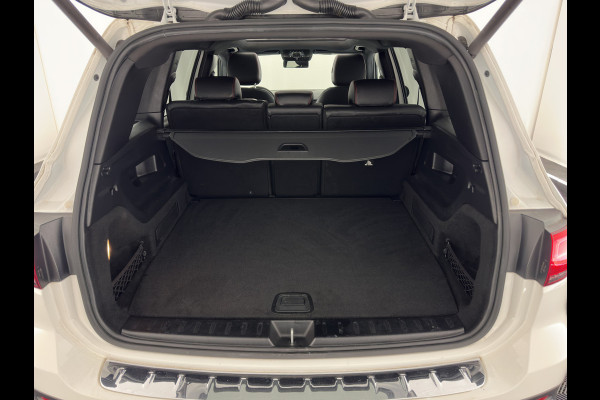 Mercedes-Benz Glb 250 4MATIC Premium Aut. *PANO | LEATHER-MICROFIBRE | FULL-LED | BURMESTER-SOUND | TOP-VIEW | ADAPTIVE-CRUISE | BLIND-SPOT | MEMORY-PACK | WIDESCREEN-COCKPIT | KEYLESS | HEATED-SPORTSEATS | AMBIENT-LIGHT | CARPL