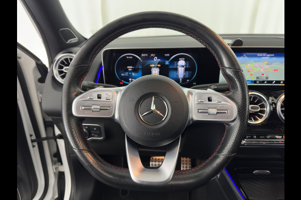 Mercedes-Benz Glb 250 4MATIC Premium Aut. *PANO | LEATHER-MICROFIBRE | FULL-LED | BURMESTER-SOUND | TOP-VIEW | ADAPTIVE-CRUISE | BLIND-SPOT | MEMORY-PACK | WIDESCREEN-COCKPIT | KEYLESS | HEATED-SPORTSEATS | AMBIENT-LIGHT | CARPL