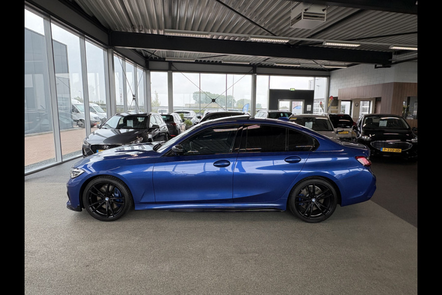 BMW 3-serie 330i M-Sport 260pk Automaat High Exec.Edition SCHUIFDAK/HARMANKARDON/LEDER/360CAMERA/HUD/19INCH