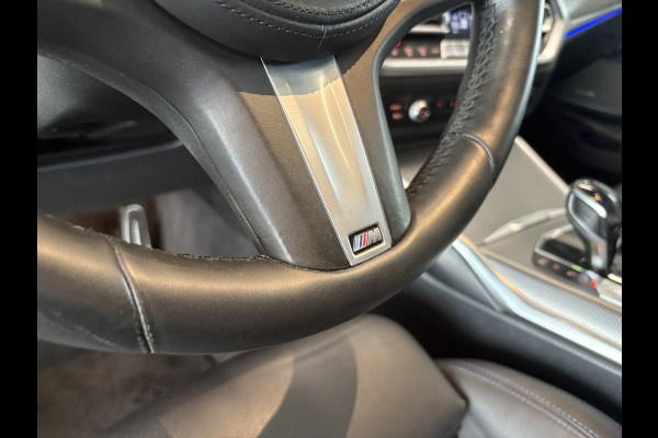 BMW 3-serie 330i M-Sport 260pk Automaat High Exec.Edition SCHUIFDAK/HARMANKARDON/LEDER/360CAMERA/HUD/19INCH