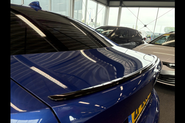 BMW 3-serie 330i M-Sport 260pk Automaat High Exec.Edition SCHUIFDAK/HARMANKARDON/LEDER/360CAMERA/HUD/19INCH