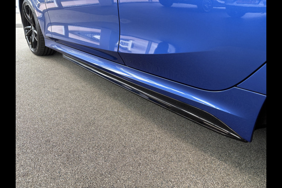 BMW 3-serie 330i M-Sport 260pk Automaat High Exec.Edition SCHUIFDAK/HARMANKARDON/LEDER/360CAMERA/HUD/19INCH
