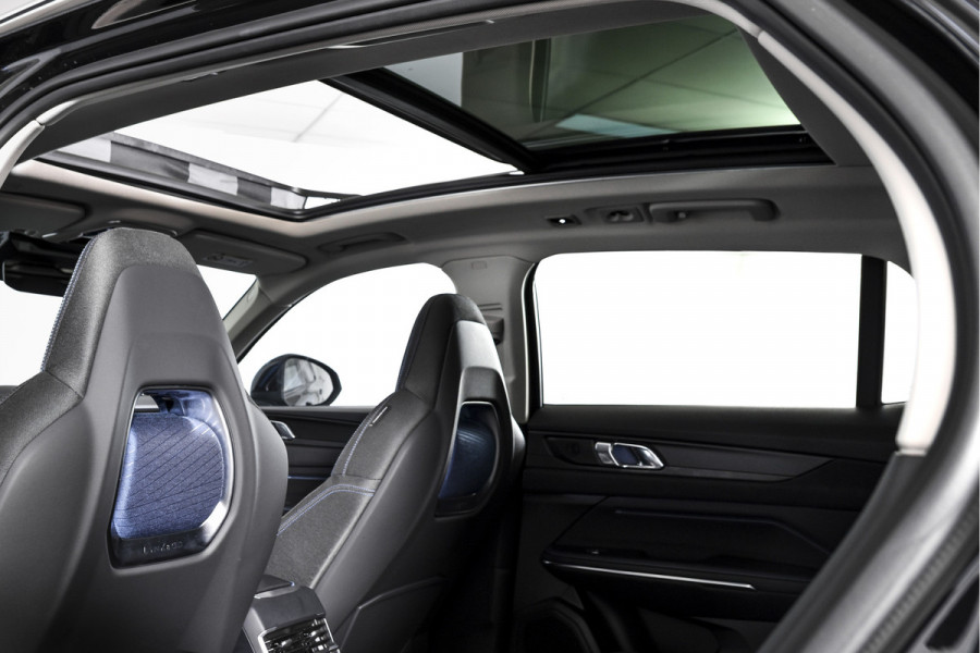 Lynk & Co 01 1.5 PHEV 261PK MY22 | 360 Camera | 7.4 kWh boordlader | S/K-panodak | Adapt. Cruise | Memory | Elek. klep | LM 20" | 5942