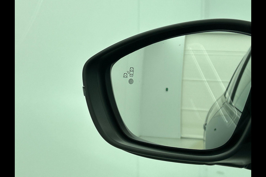 Peugeot 208 1.2 Hybrid 100PK Automaat Allure Navigatie Apple Carplay/Android Auto Airco Camera Parkeer sensoren Cruise Control LED