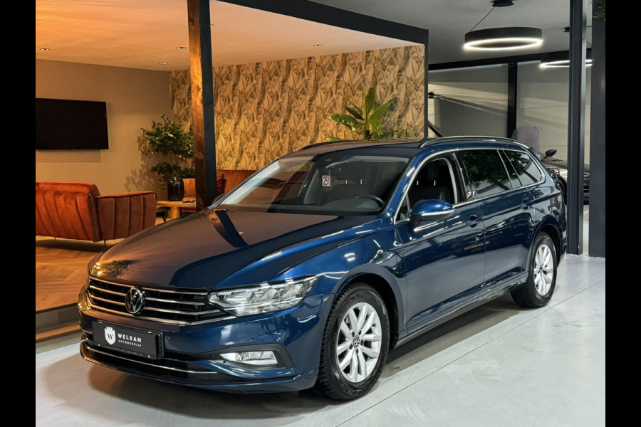 Volkswagen Passat Variant 1.5 TSI Business Garantie Elek. Trekhaak Carplay StoelVW Keyless ACC PDC Navi LED DAB Rijklaar Volkswagen Passat Variant 1.5 TSI Business Garantie Elek. Trekhaak Carplay StoelVW Keyless ACC PDC Navi LED DAB Rijklaar