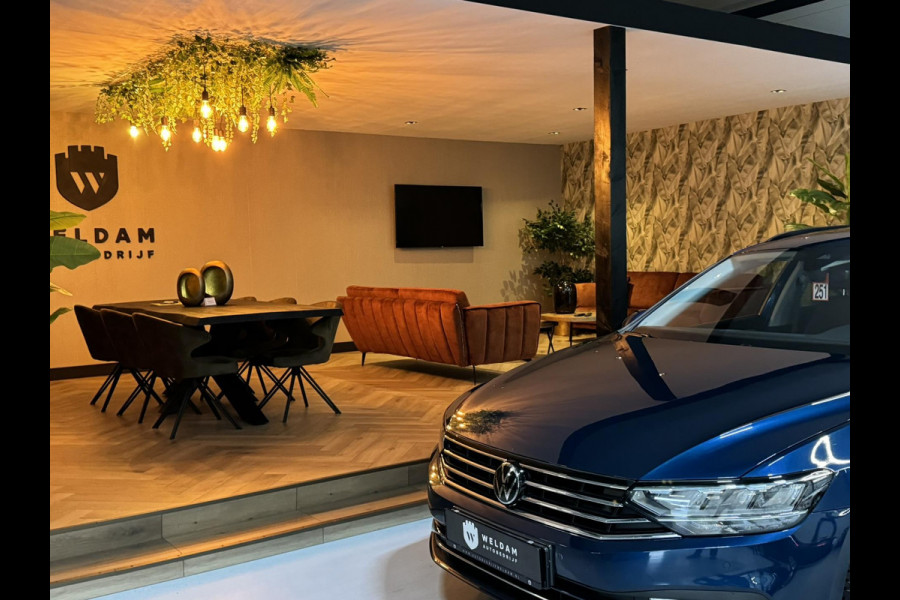 Volkswagen Passat Variant 1.5 TSI Business Garantie Elek. Trekhaak Carplay StoelVW Keyless ACC PDC Navi LED DAB Rijklaar Volkswagen Passat Variant 1.5 TSI Business Garantie Elek. Trekhaak Carplay StoelVW Keyless ACC PDC Navi LED DAB Rijklaar