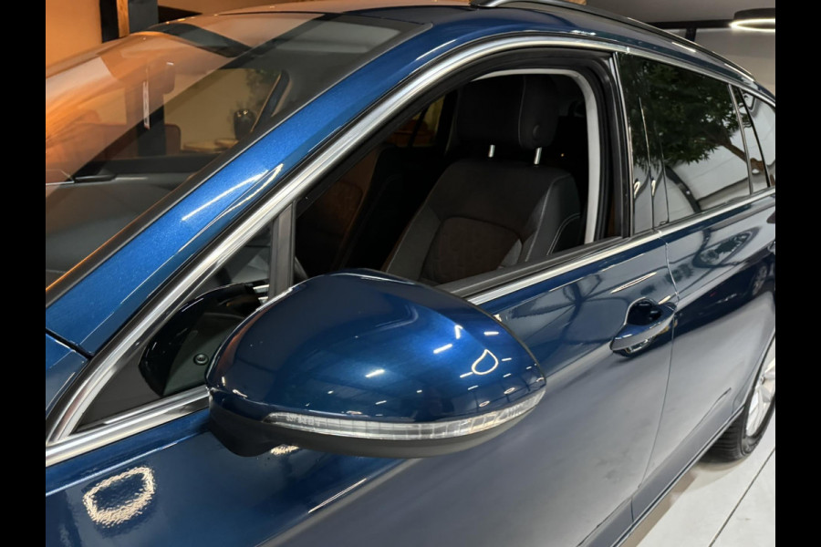 Volkswagen Passat Variant 1.5 TSI Business Garantie Elek. Trekhaak Carplay StoelVW Keyless ACC PDC Navi LED DAB Rijklaar Volkswagen Passat Variant 1.5 TSI Business Garantie Elek. Trekhaak Carplay StoelVW Keyless ACC PDC Navi LED DAB Rijklaar
