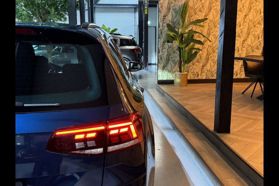 Volkswagen Passat Variant 1.5 TSI Business Garantie Elek. Trekhaak Carplay StoelVW Keyless ACC PDC Navi LED DAB Rijklaar Volkswagen Passat Variant 1.5 TSI Business Garantie Elek. Trekhaak Carplay StoelVW Keyless ACC PDC Navi LED DAB Rijklaar