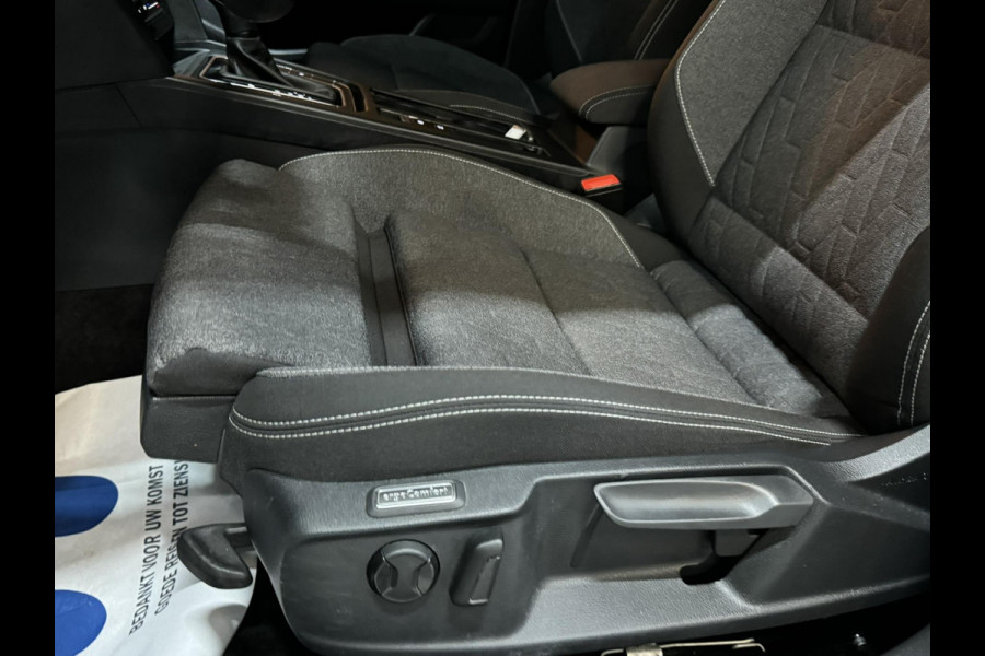 Volkswagen Passat Variant 1.5 TSI Business Garantie Elek. Trekhaak Carplay StoelVW Keyless ACC PDC Navi LED DAB Rijklaar Volkswagen Passat Variant 1.5 TSI Business Garantie Elek. Trekhaak Carplay StoelVW Keyless ACC PDC Navi LED DAB Rijklaar