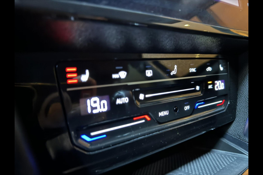 Volkswagen Passat Variant 1.5 TSI Business Garantie Elek. Trekhaak Carplay StoelVW Keyless ACC PDC Navi LED DAB Rijklaar Volkswagen Passat Variant 1.5 TSI Business Garantie Elek. Trekhaak Carplay StoelVW Keyless ACC PDC Navi LED DAB Rijklaar