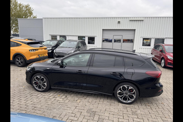 Ford FOCUS Wagon 1.0 EcoBoost Hybrid ST Line X 125pk | Driver Assistance Pack | Winterpack | 18 inch Licht metalen Velgen | SYNC 4 Navigatie