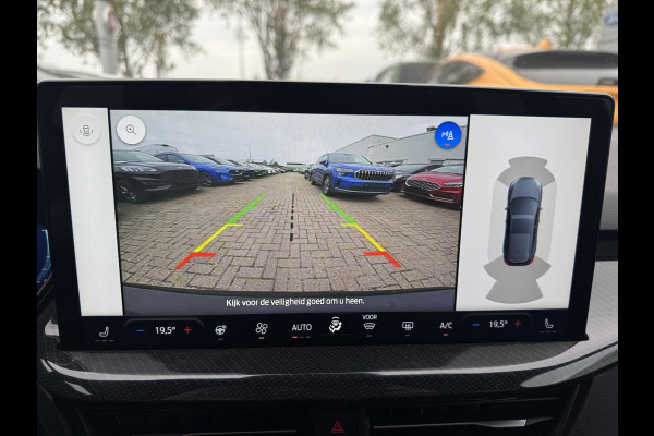 Ford FOCUS Wagon 1.0 EcoBoost Hybrid ST Line X 125pk | Driver Assistance Pack | Winterpack | 18 inch Licht metalen Velgen | SYNC 4 Navigatie