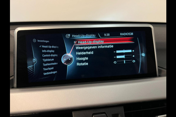BMW X1 SDrive20i High Exe / NL-auto / Leder / Headup / Keyless