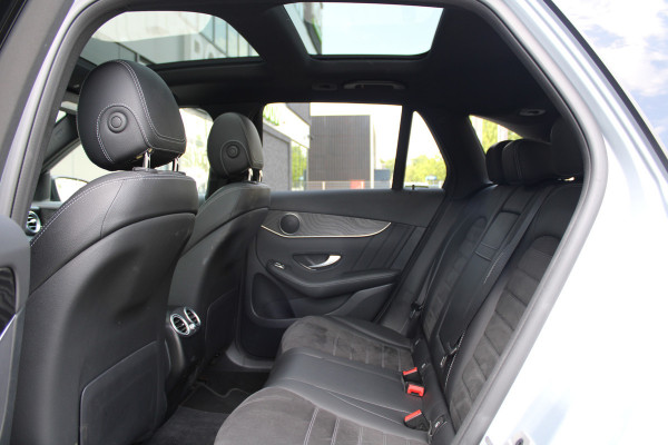 Mercedes-Benz GLC 200 4MATIC Business Solution AMG | PANO | NIGHT PAKKET | ELEK TREKHAAK | SFEERVERLICHTING | CAMERA ACHTER | DODE HOEK | Mercedes-Benz GLC 200 4MATIC Business Solution AMG | PANO | NIGHT PAKKET | ELEK TREKHAAK | SFEERVERLICHTING | CAMERA ACHTER | DODE HOEK |