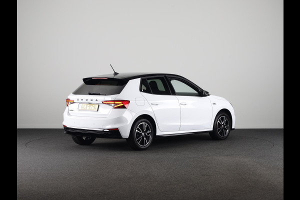 Škoda Fabia 1.0 TSI Monte Carlo 95 pk | Verlengde garantie | Navigatie via App | Parkeersensoren | Achteruitrijcamera | Stoelverwarming | Škoda Fabia 1.0 TSI Monte Carlo 95 pk | Verlengde garantie | Navigatie via App | Parkeersensoren | Achteruitrijcamera | Stoelverwarming |