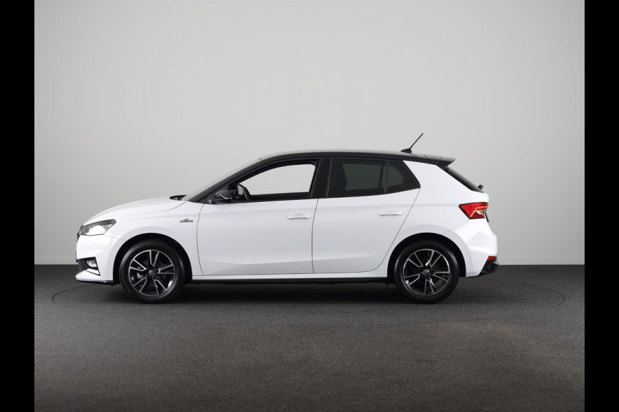 Škoda Fabia 1.0 TSI Monte Carlo 95 pk | Verlengde garantie | Navigatie via App | Parkeersensoren | Achteruitrijcamera | Stoelverwarming | Škoda Fabia 1.0 TSI Monte Carlo 95 pk | Verlengde garantie | Navigatie via App | Parkeersensoren | Achteruitrijcamera | Stoelverwarming |