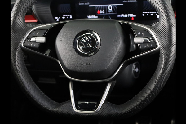 Škoda Fabia 1.0 TSI Monte Carlo 95 pk | Verlengde garantie | Navigatie via App | Parkeersensoren | Achteruitrijcamera | Stoelverwarming | Škoda Fabia 1.0 TSI Monte Carlo 95 pk | Verlengde garantie | Navigatie via App | Parkeersensoren | Achteruitrijcamera | Stoelverwarming |