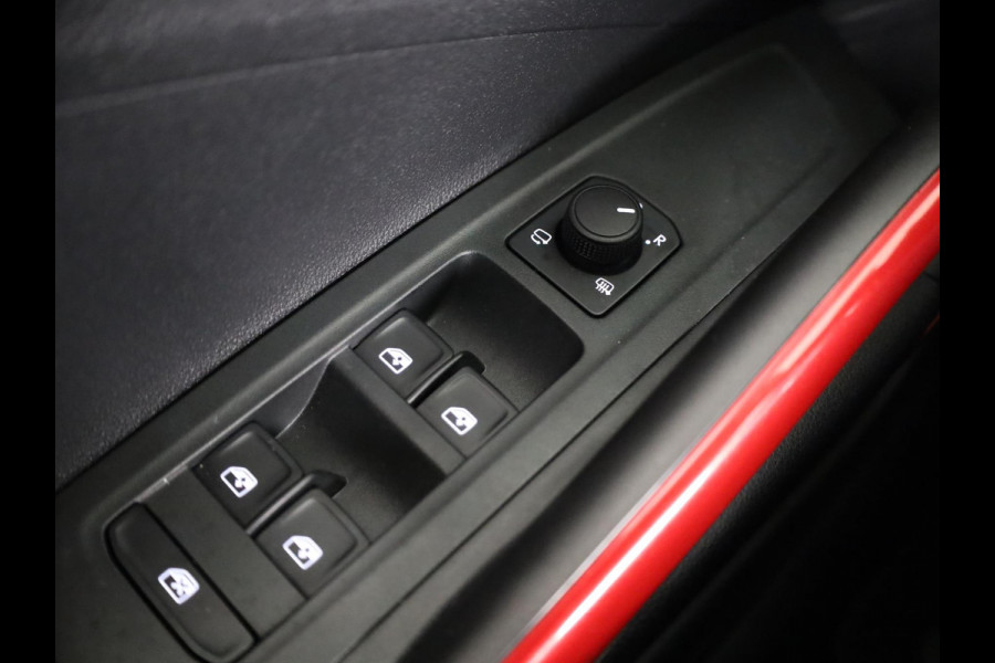 Škoda Fabia 1.0 TSI Monte Carlo 95 pk | Verlengde garantie | Navigatie via App | Parkeersensoren | Achteruitrijcamera | Stoelverwarming | Škoda Fabia 1.0 TSI Monte Carlo 95 pk | Verlengde garantie | Navigatie via App | Parkeersensoren | Achteruitrijcamera | Stoelverwarming |