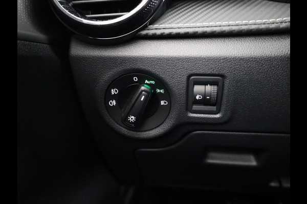 Škoda Fabia 1.0 TSI Monte Carlo 95 pk | Verlengde garantie | Navigatie via App | Parkeersensoren | Achteruitrijcamera | Stoelverwarming | Škoda Fabia 1.0 TSI Monte Carlo 95 pk | Verlengde garantie | Navigatie via App | Parkeersensoren | Achteruitrijcamera | Stoelverwarming |