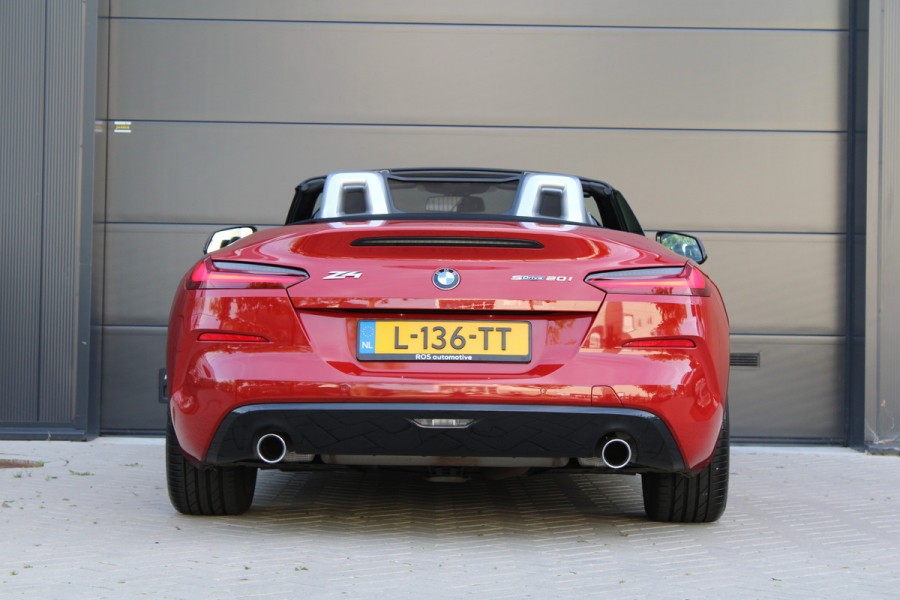 BMW Z4 Roadster sDrive20i High Executive | STOELVERWARMING | SFEER | CARPLAY | LEDER |