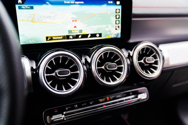 Mercedes-Benz EQB 250+ Business Edition 71 kWh | SOH 100% | Pano | Elektrisch verstelbare memorystoelen | Carbon | Leder/Alcantara Mercedes-Benz EQB 250+ Business Edition 71 kWh | SOH 100% | Pano | Elektrisch verstelbare memorystoelen | Carbon | Leder/Alcantara