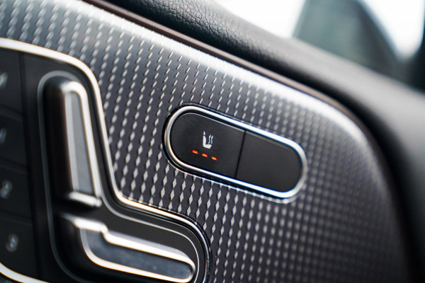 Mercedes-Benz EQB 250+ Business Edition 71 kWh | SOH 100% | Pano | Elektrisch verstelbare memorystoelen | Carbon | Leder/Alcantara Mercedes-Benz EQB 250+ Business Edition 71 kWh | SOH 100% | Pano | Elektrisch verstelbare memorystoelen | Carbon | Leder/Alcantara