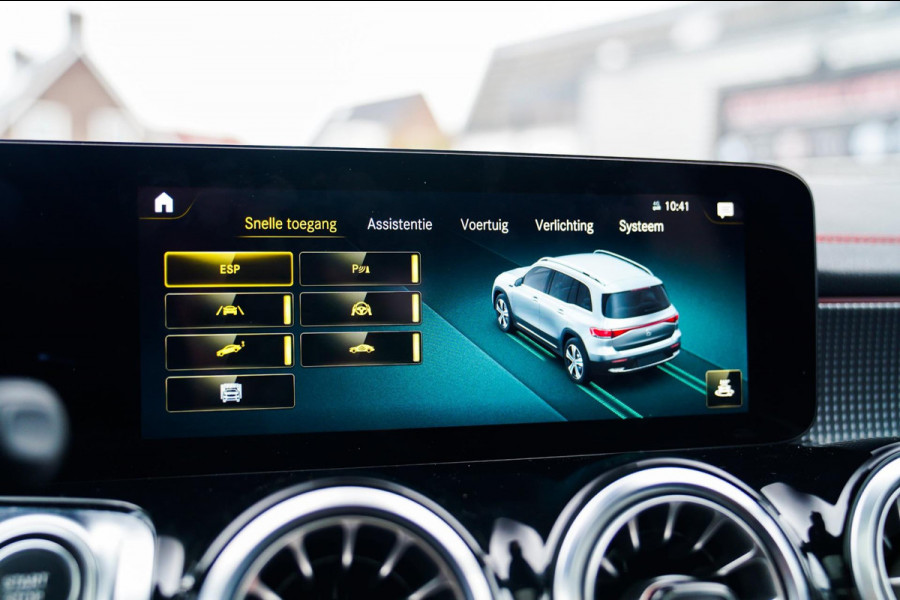 Mercedes-Benz EQB 250+ Business Edition 71 kWh | SOH 100% | Pano | Elektrisch verstelbare memorystoelen | Carbon | Leder/Alcantara Mercedes-Benz EQB 250+ Business Edition 71 kWh | SOH 100% | Pano | Elektrisch verstelbare memorystoelen | Carbon | Leder/Alcantara