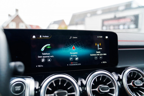 Mercedes-Benz EQB 250+ Business Edition 71 kWh | SOH 100% | Pano | Elektrisch verstelbare memorystoelen | Carbon | Leder/Alcantara Mercedes-Benz EQB 250+ Business Edition 71 kWh | SOH 100% | Pano | Elektrisch verstelbare memorystoelen | Carbon | Leder/Alcantara