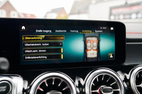 Mercedes-Benz EQB 250+ Business Edition 71 kWh | SOH 100% | Pano | Elektrisch verstelbare memorystoelen | Carbon | Leder/Alcantara Mercedes-Benz EQB 250+ Business Edition 71 kWh | SOH 100% | Pano | Elektrisch verstelbare memorystoelen | Carbon | Leder/Alcantara