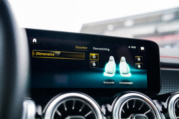 Mercedes-Benz EQB 250+ Business Edition 71 kWh | SOH 100% | Pano | Elektrisch verstelbare memorystoelen | Carbon | Leder/Alcantara Mercedes-Benz EQB 250+ Business Edition 71 kWh | SOH 100% | Pano | Elektrisch verstelbare memorystoelen | Carbon | Leder/Alcantara