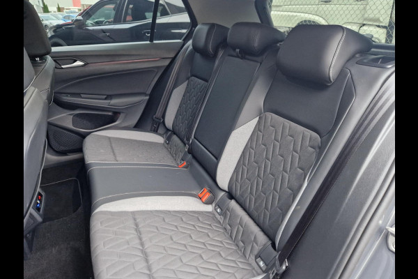 Volkswagen Golf 8.5 1.5 eTSI DSG Goal /ACC /Trekhaak /Winterpakket