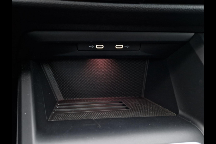 Volkswagen Golf 8.5 1.5 eTSI DSG Goal /ACC /Trekhaak /Winterpakket