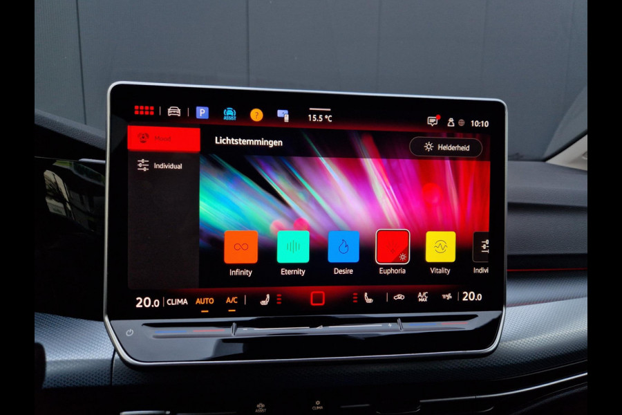 Volkswagen Golf 8.5 1.5 eTSI DSG Goal /ACC /Trekhaak /Winterpakket