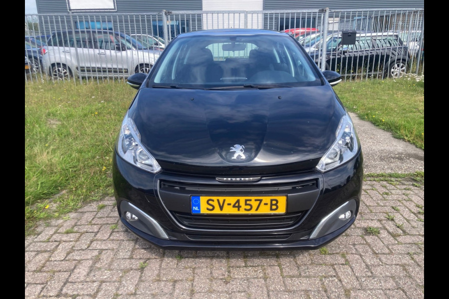 Peugeot 208 1.2 PureTech Allure Schuif/kanteldak! Apple Carplay