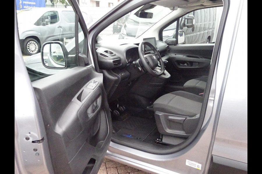 Toyota PROACE CITY 1.5 D-4D Navigator Long 130 PK NAVI CRUISE PDC