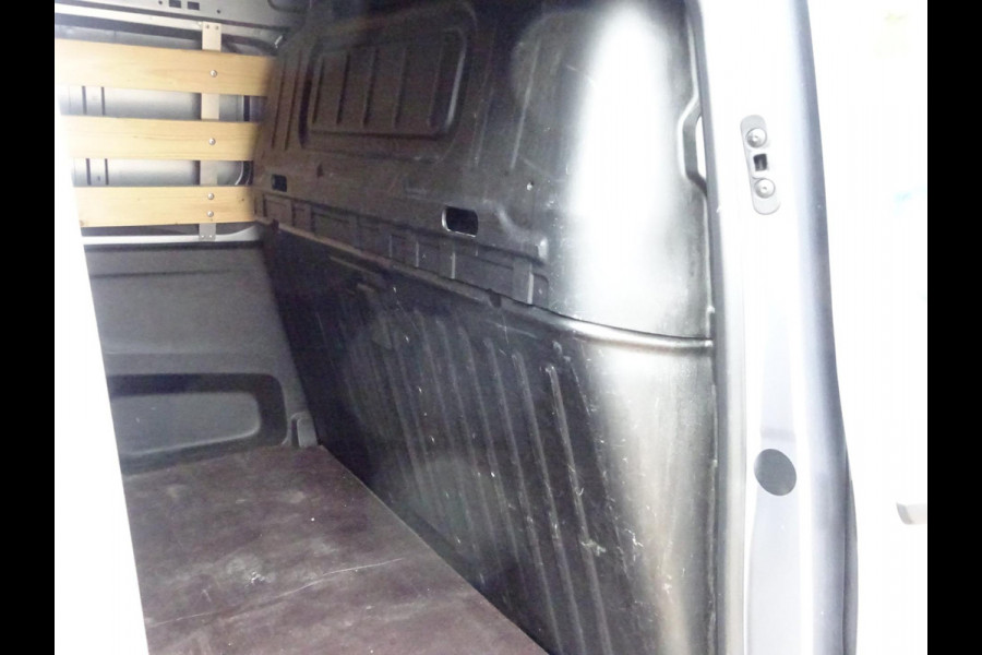 Toyota PROACE CITY 1.5 D-4D Navigator Long 130 PK NAVI CRUISE PDC