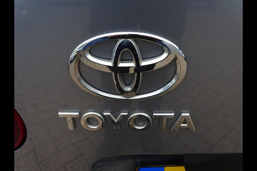 Toyota PROACE CITY 1.5 D-4D Navigator Long 130 PK NAVI CRUISE PDC