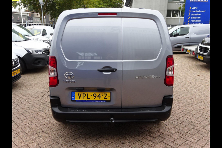 Toyota PROACE CITY 1.5 D-4D Navigator Long 130 PK NAVI CRUISE PDC