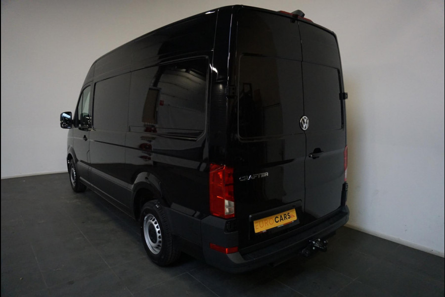 Volkswagen Crafter 30 2.0 TDI L3H3 Highline Airco|App Navi|Cruise Control|Camera|MF Stuurwiel Volkswagen Crafter 30 2.0 TDI L3H3 Highline Airco|App Navi|Cruise Control|Camera|MF Stuurwiel