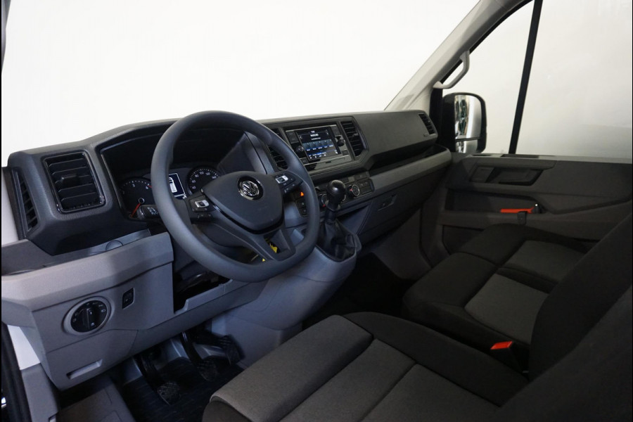 Volkswagen Crafter 30 2.0 TDI L3H3 Highline Airco|App Navi|Cruise Control|Camera|MF Stuurwiel Volkswagen Crafter 30 2.0 TDI L3H3 Highline Airco|App Navi|Cruise Control|Camera|MF Stuurwiel