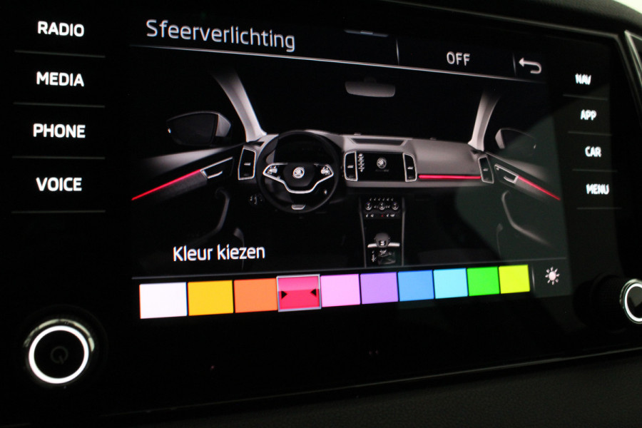 Škoda Karoq 1.5 TSI ACT Style 150pk Automaat/Camera/Trekhaak/ACC cruise control adaptief...