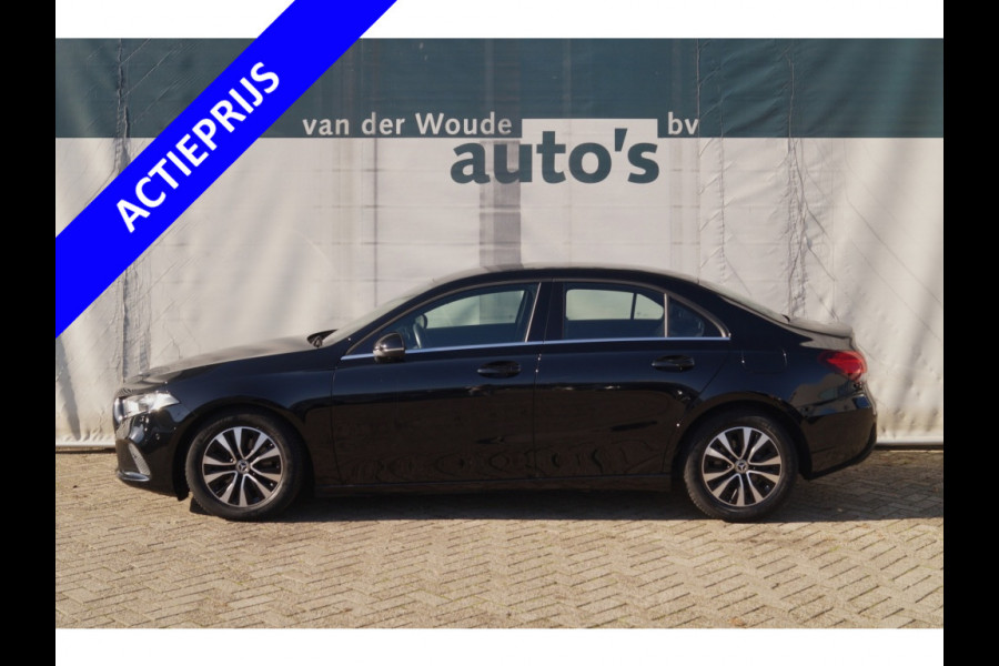 Mercedes-Benz A-Klasse 180d Automaat Business Solution -ECC-NAVI-DAB-CAM-