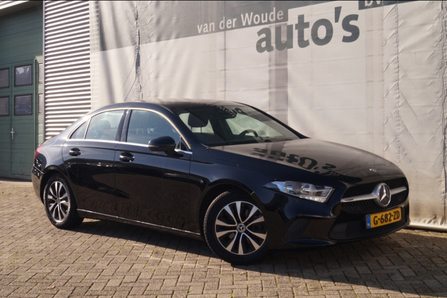 Mercedes-Benz A-Klasse 180d Automaat Business Solution -ECC-NAVI-DAB-CAM-