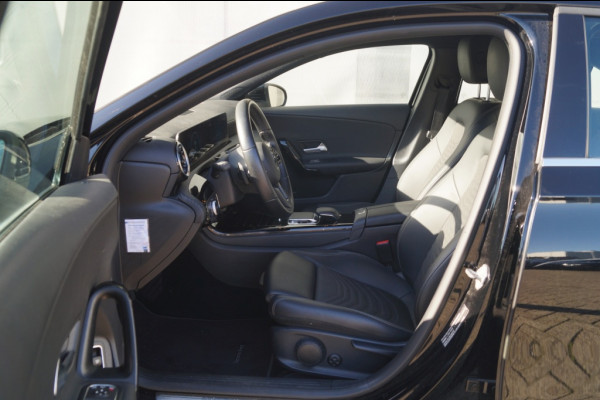 Mercedes-Benz A-Klasse 180d Automaat Business Solution -ECC-NAVI-DAB-CAM-